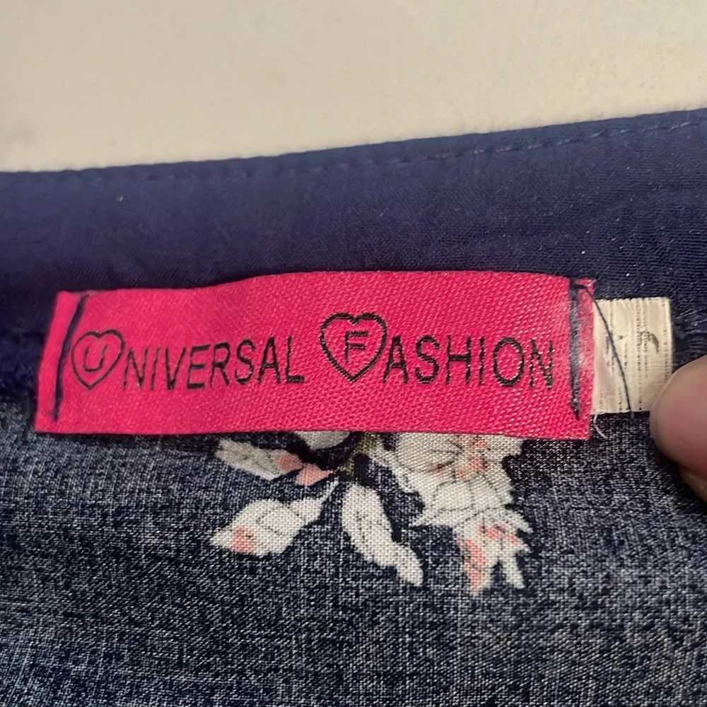 Universal Fashion Top Womens Small Blue White Boho Floral Pullover Blouse - Picture 4 of 10